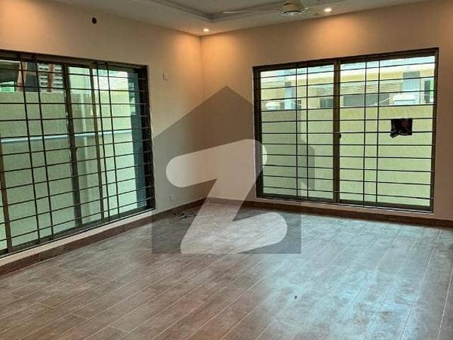 Stunning House Is Available For sale In Askari 6