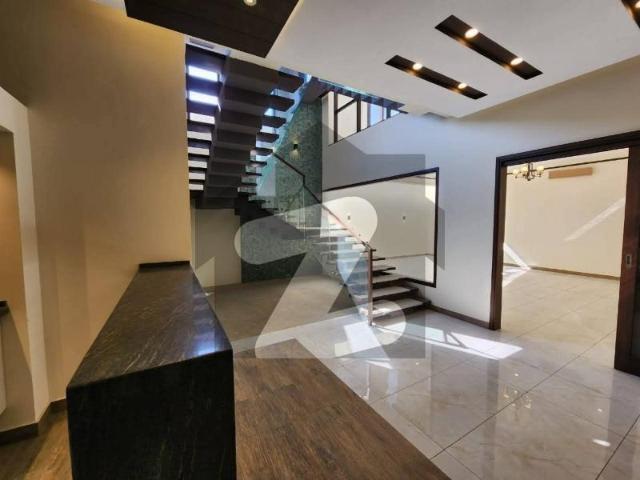 Stunning House Is Available For sale In DHA Phase 6