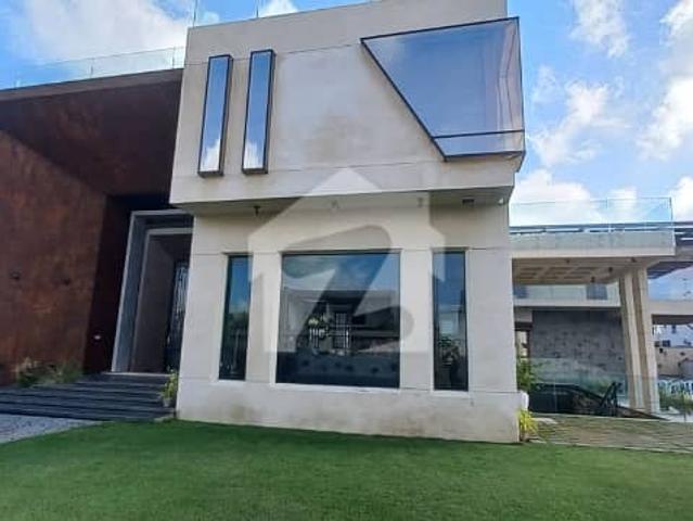 Stunning House Is Available For sale In DHA Phase 8