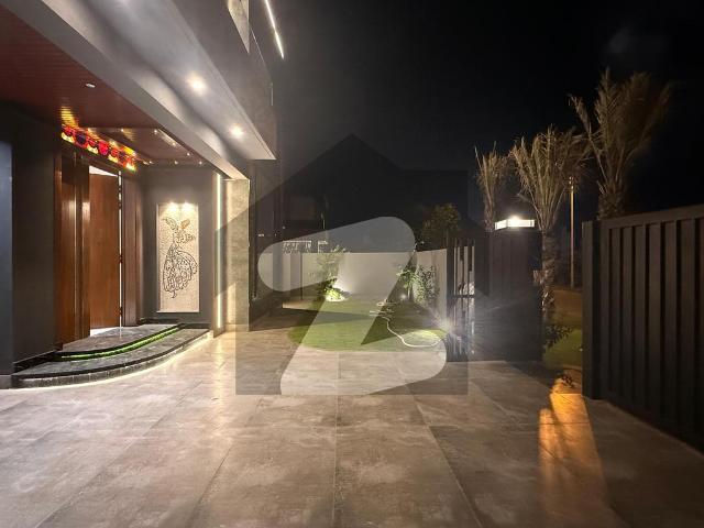 Stunning Modern 1 Kanal House For Sale | DHA Phase 7 | Move In Ready! DHA Phase 7 Block R