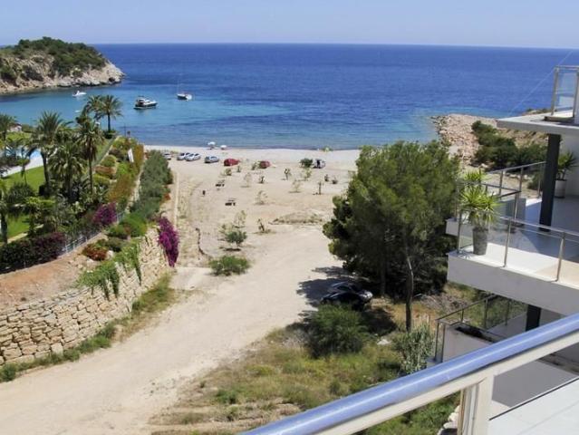 Stunning modern villa in Mascarat