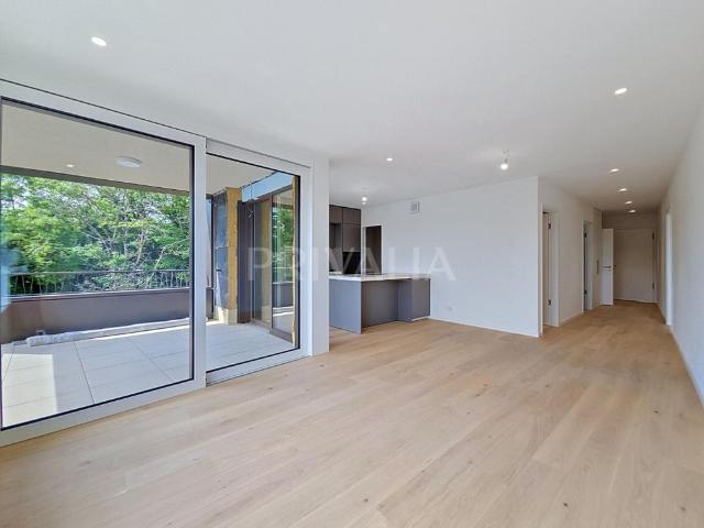Stunning new apartment in a new high energy efficiency residence