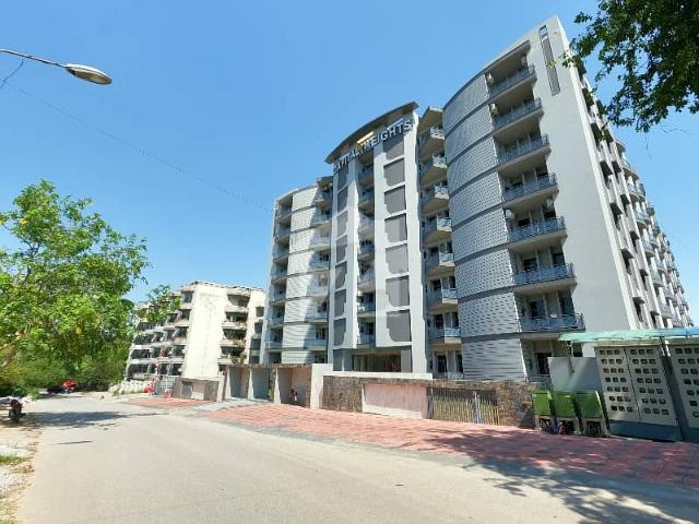 Stunning On Excellent Location 1780 Square Feet Flat In Capital Heights Available