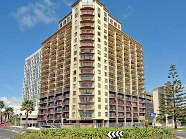 Stunning One Bedroom Apartment in the Heart of.