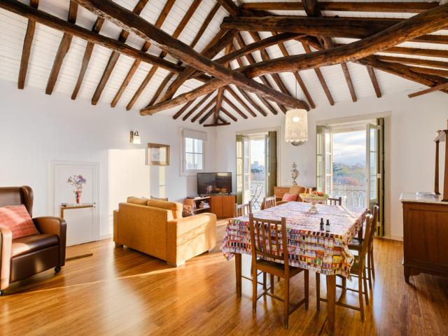 Stunning Penthouse in Portos´s Historic Center