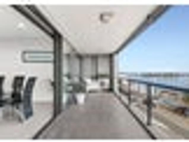 Stunning Penthouse Priced to Sell