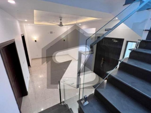 Stunning Prime Location House Is Available For Sale In Bahria Town Ali Block