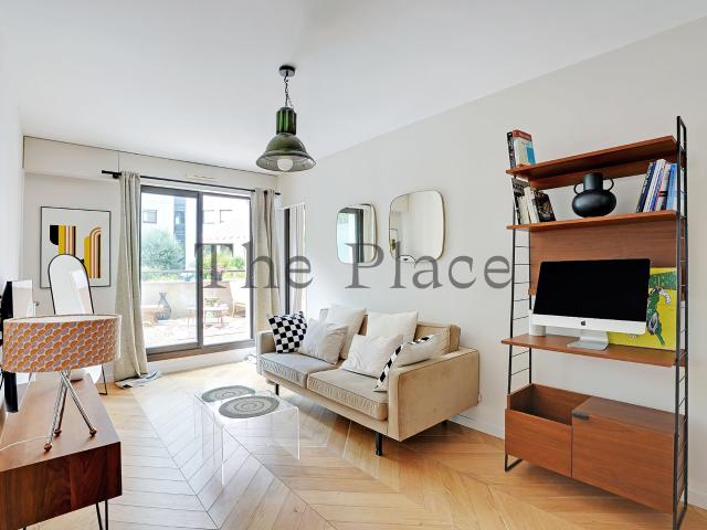 Stunning Renovated 1 Bedroom with 20m² Terrace Fully Furnished, High End