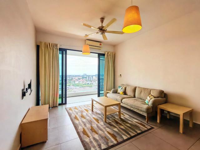 Stunning Seaview Big unit The Light Residences Condo For Sale