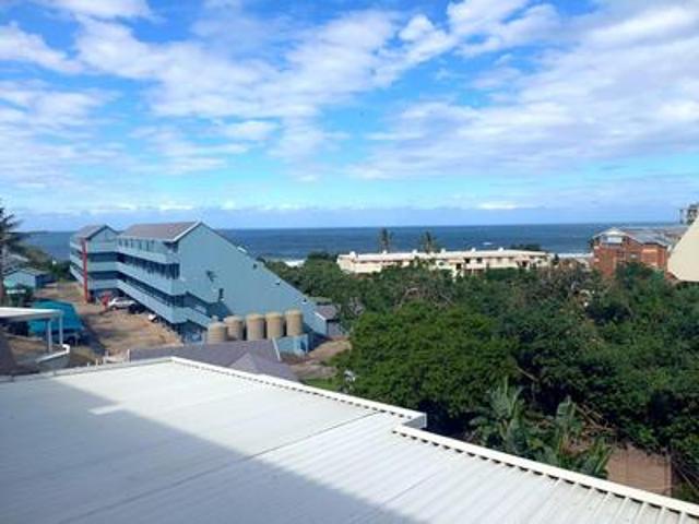 stunning sea views! & great location!