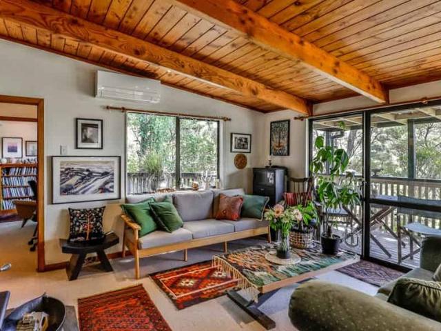 Stunning Setting. Water Views. Third Bonus Room
