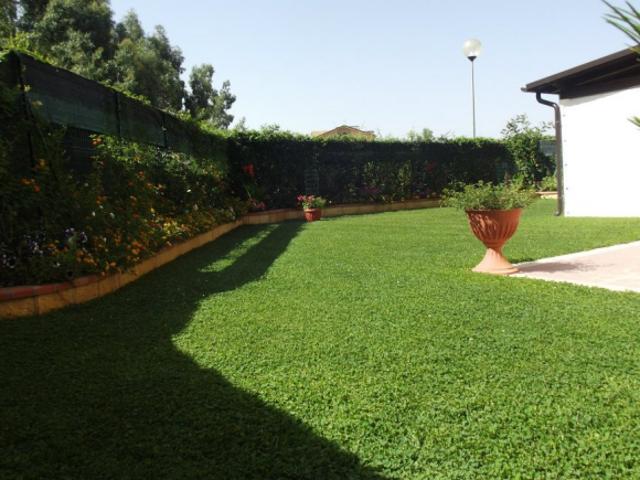 Stupendo trilocale con giardino privato