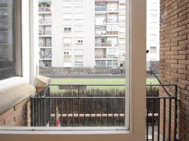 Stupendous double bedroom in Les Corts de Sarrià