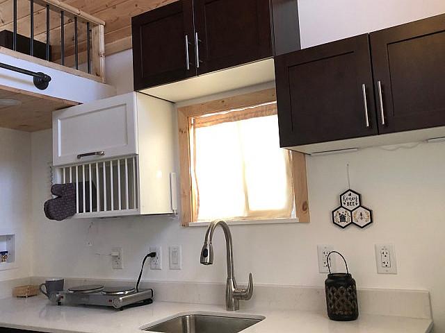Stylish & Modern Guest Quarters!