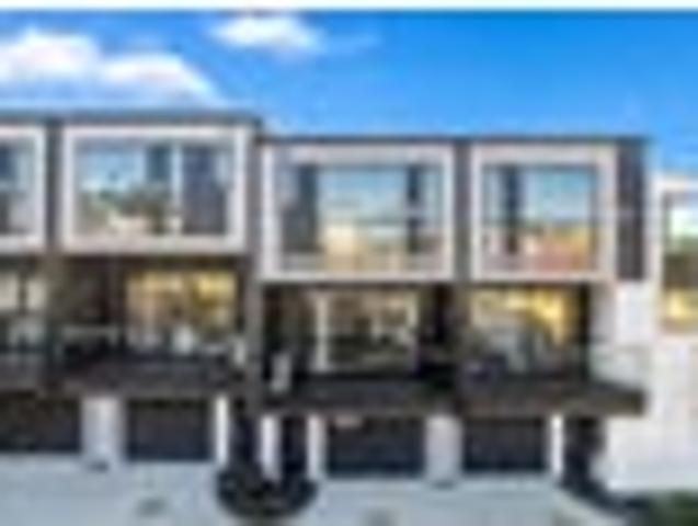 Stylish New Build Living in Oteha