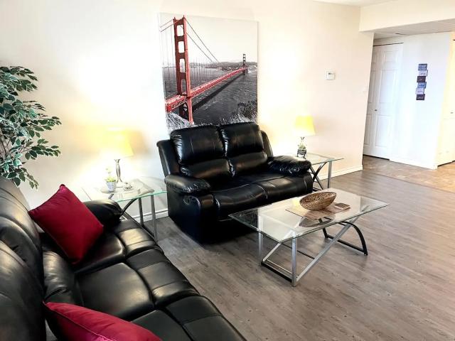 Executive 11th Floor Condo with Spectacular Park Views