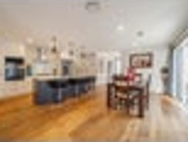 Stylish and modern | Effortless Living