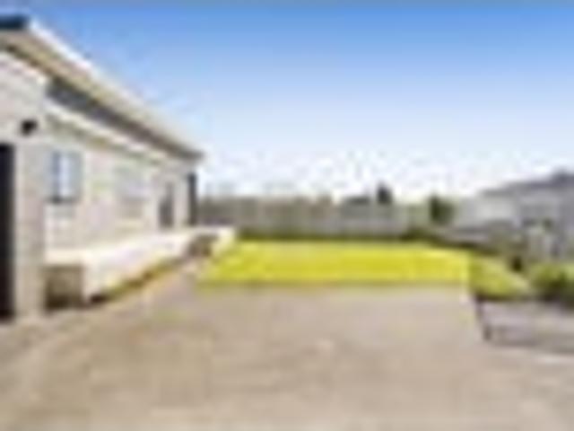 Stylish and Move In Ready