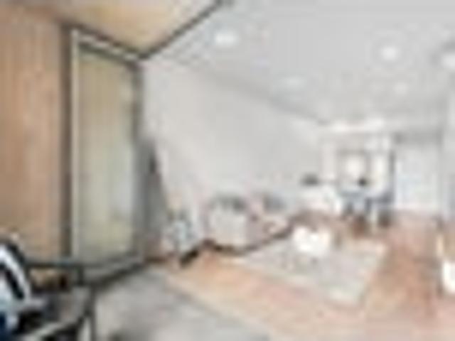 Stylish Apartment with Unbeatable Convenience