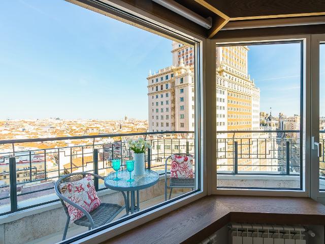 Stylish apartment in the centre of Madrid