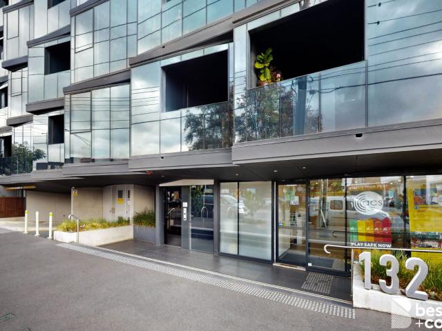 Stylish Apartment in the Heart of Richmond