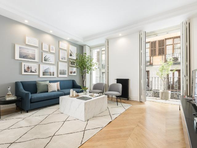 Stylish apartment in central Las Letras with a pool