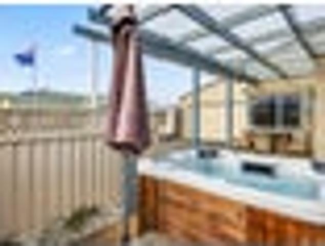 Stylish & Comfortable Popular Silverton Estate