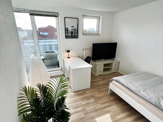 Stylish & Cosy Apartment direct in the city complete fitted, Dresden Amsterdam Apartments for Rent