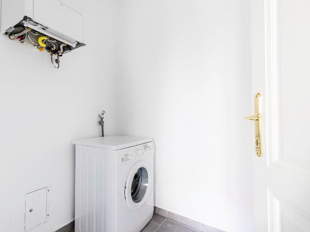 Stylish Döbling 1BR, Fully Equipped, Vienna Amsterdam Apartments for Rent