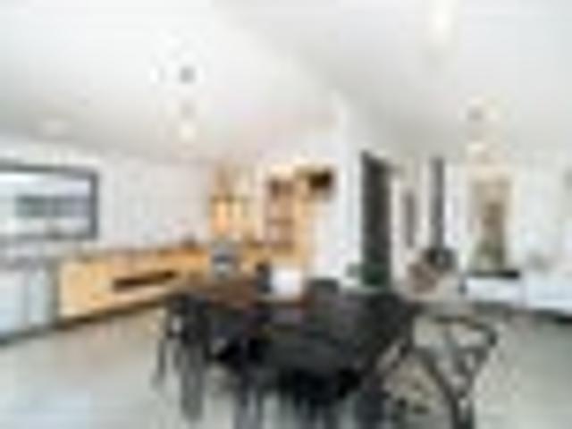 Stylish, easy care and appeal