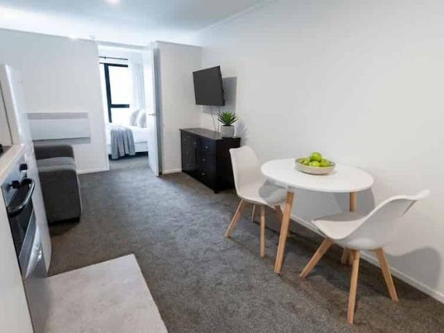 Stylish Furnished 1 Bedroom Apartment CBD Living with Views