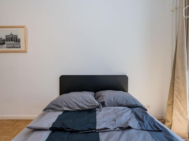 Stylish Furnished 1 Bedroom Apartment in the Heart of Berlin Moabit / Bellevue, Berlin Amsterdam Apartments for Rent