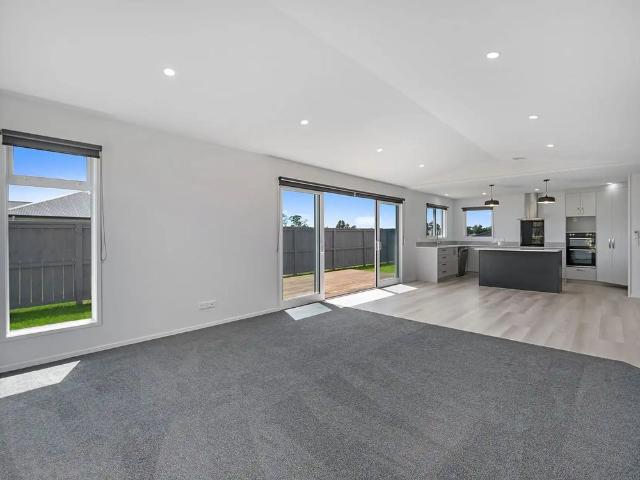 Stylish Family Living in Peaceful Taupiri