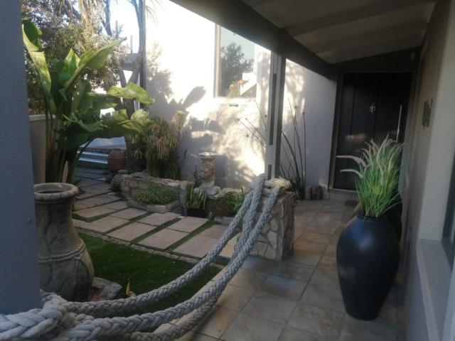 Stylish family/retirement home for sale, in secure estate in Stilbaai west