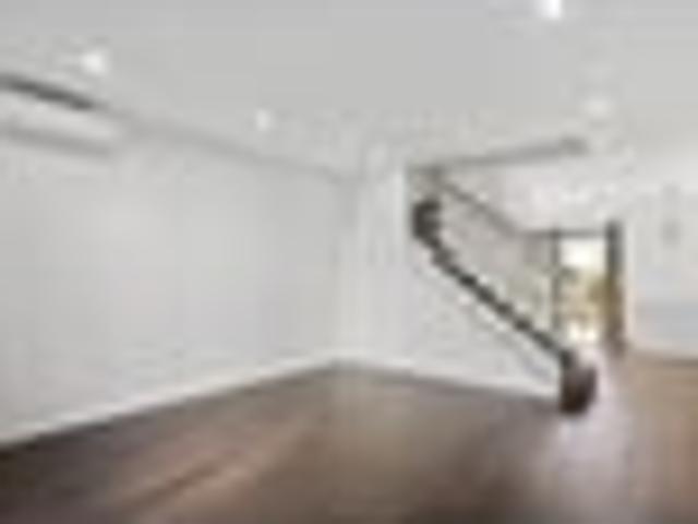 Stylish Freehold Living in the Heart of Takanini