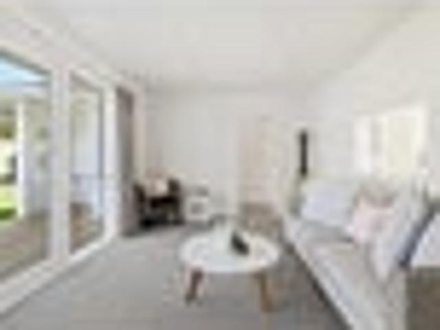 Stylish Home and Sleepout