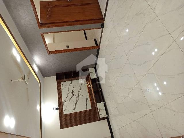 Stylish luxury 2 bed d/ apartment for sale