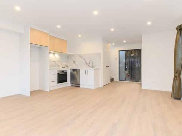 Stylish Living on Triangle Road