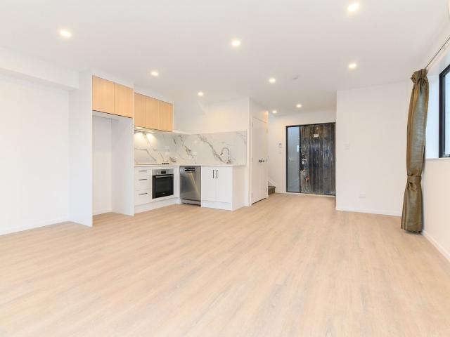 Stylish Living on Triangle Road