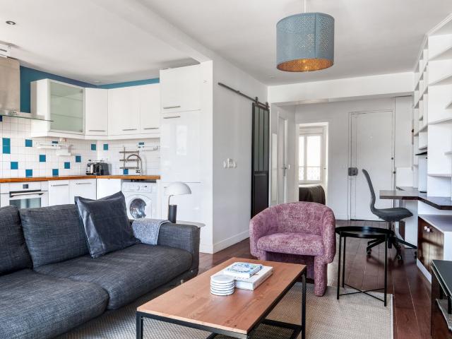 Stylish Paris Apartment: Move In Ready Comfort, Paris Amsterdam Apartments for Rent