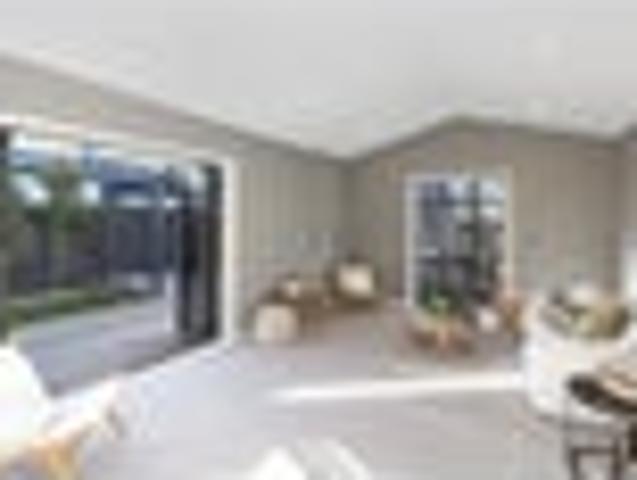 Stylish Renovation with Studio