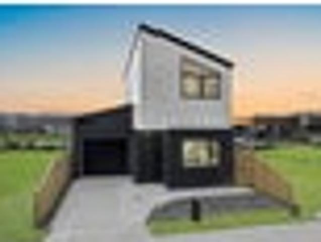 Stylish Reserve Side Living Heart of Opaheke!