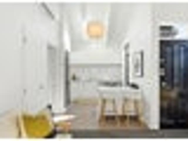 Stylish River city Retreat