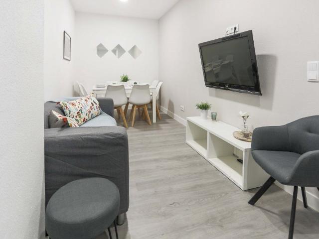 Stylish room in Chamberí