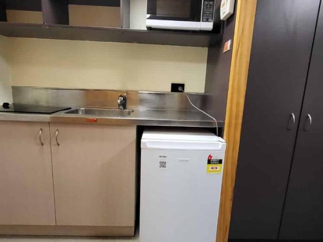 Stylish Studio Apartment for Rent – 315/12 Martin Square, Wellington