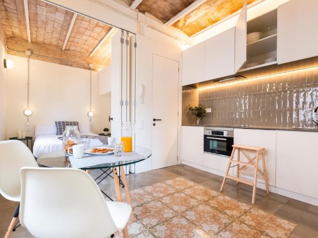 STYLISH STUDIO IN BARCELONETA