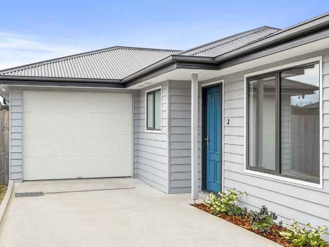 Stylish, sunny and private