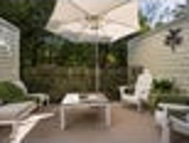 Stylish, Sunny Living in Community You'll Love