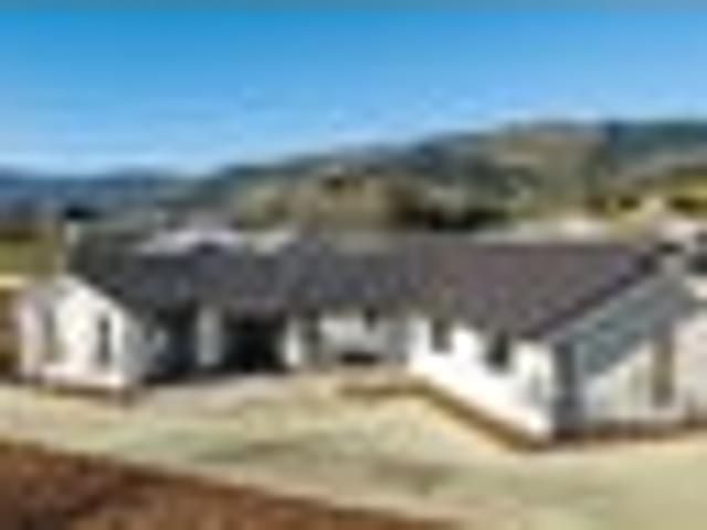 Stylish, Spacious & Finished to Perfection!