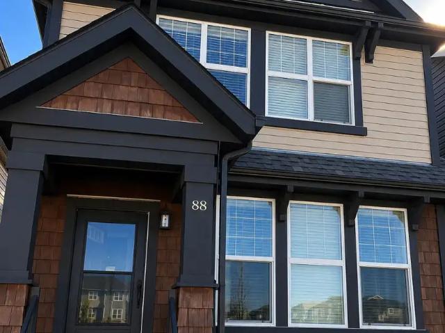 Stylish & Spacious Jayman Built 2014 Home in Skyview Ranch for rent